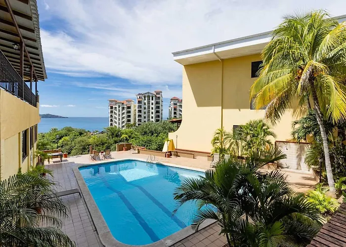 Newly Remodeled Unit In Flamingo With Sweeping Ocean Views From Big Terrace *