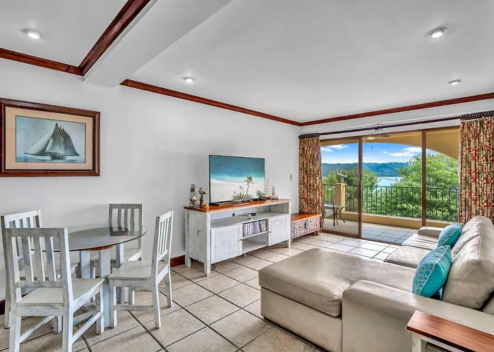 Newly Remodeled Unit In Flamingo With Sweeping Ocean Views From Big Terrace Сasa de vacaciones