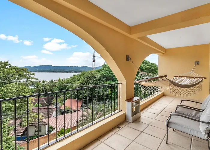 Newly Remodeled Unit In Flamingo With Sweeping Ocean Views From Big Terrace Сasa de vacaciones *